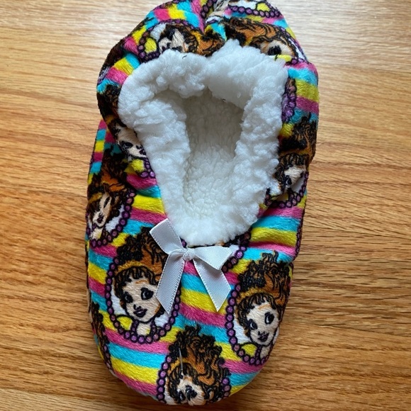 Fancy Nancy girls kids slippers fuzzy babba slipper socks in size M/L 13-4 girls - Picture 3 of 3